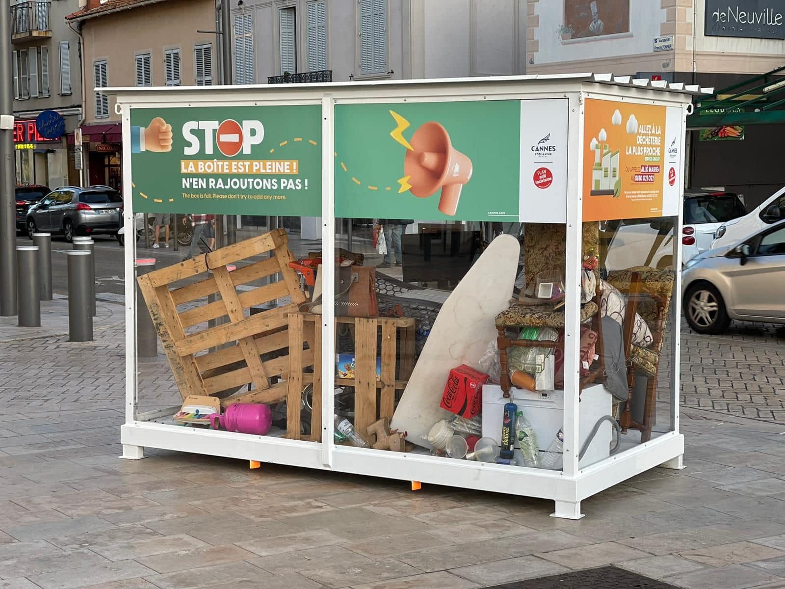 Lutte contre l'Incivisme : une nouvelle boîte à déchets installée à La Bocca pour sensibiliser les populations