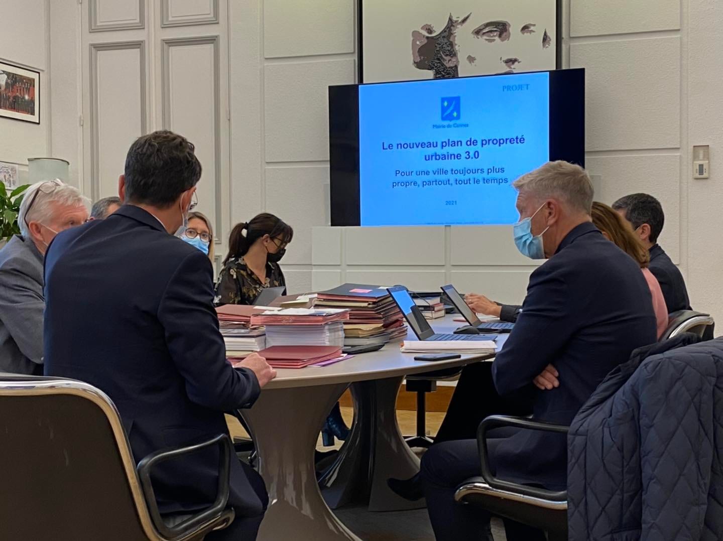 Séance de travail en Mairie de Cannes sur le nouveau Plan de Propreté Urbaine
