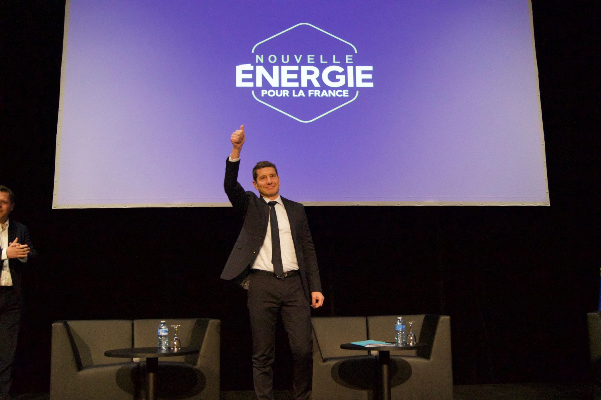 Une vague de Nouvelles Énergies à Saint-Raphaël pour la réunion publique de David Lisnard !