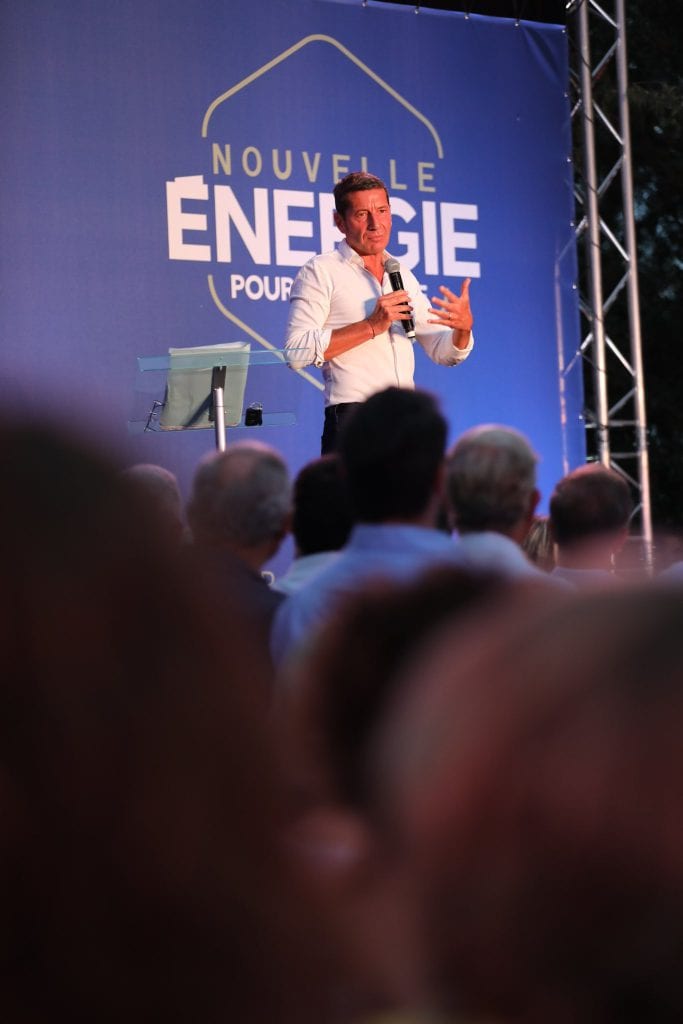 Plus de 2000 personnes réunies autour de David Lisnard pour sa rentrée politique — illustration 1