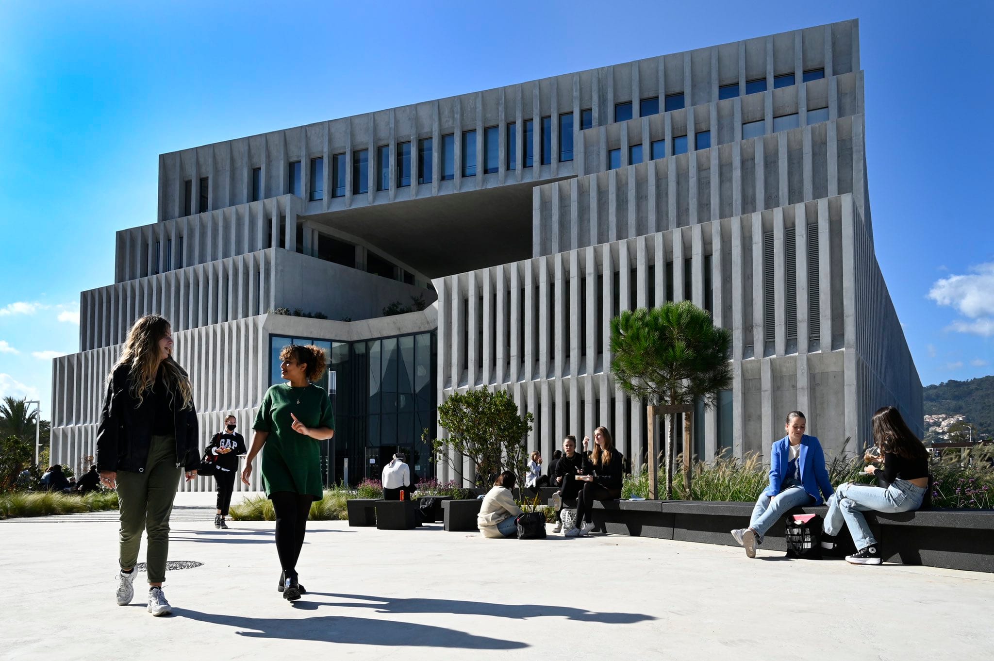 Cannes, ville universitaire, va accueillir son premier Salon de l’Étudiant