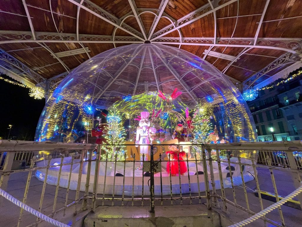 "À Cannes on n'hésite pas à utiliser le mot Noël" : David Lisnard inaugure le Village de Noël et la Fête Foraine — illustration 1