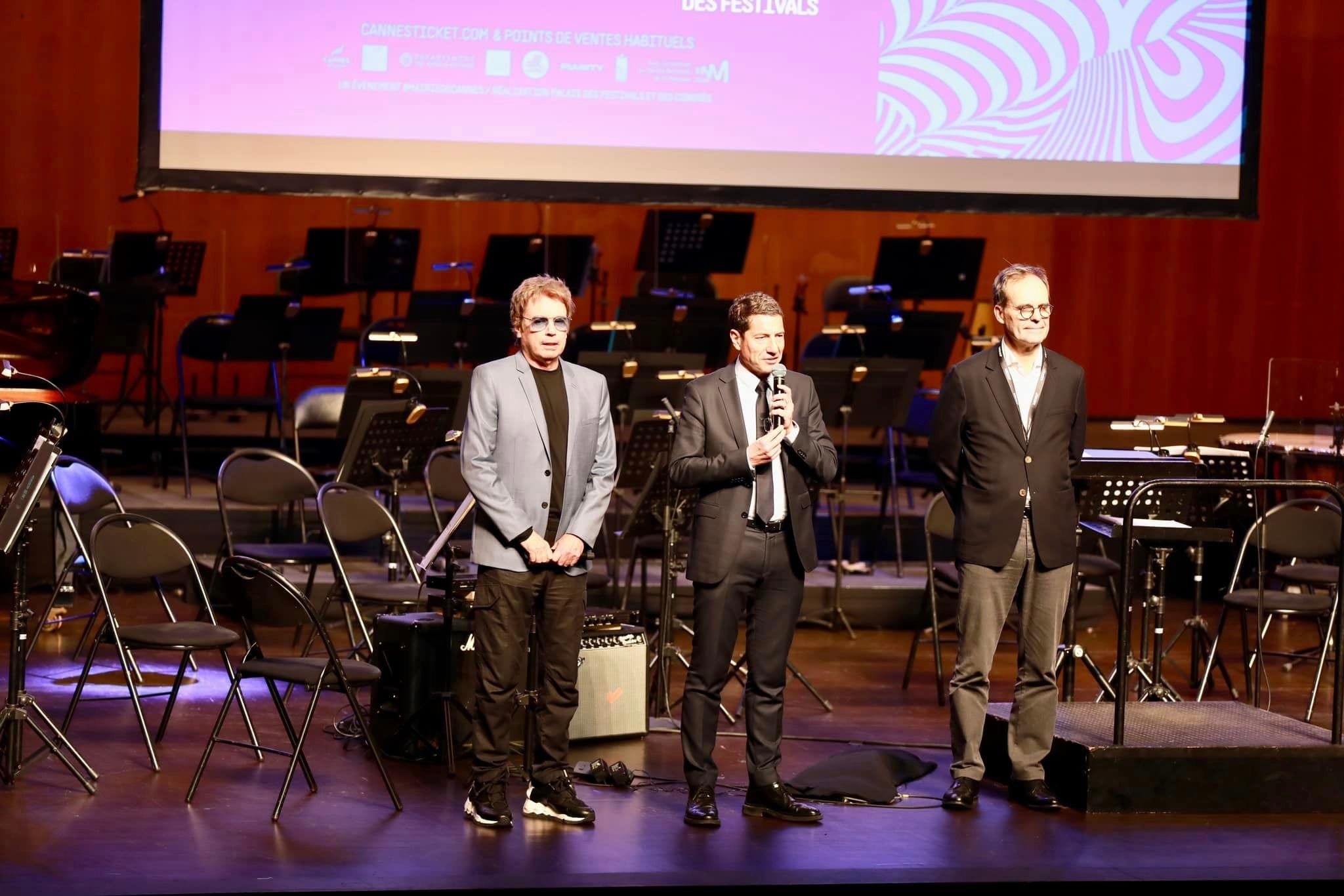 David Lisnard et Jean-Michel Jarre lancent le MIDƐM+24, la deuxième édition du MIDEM depuis que la Mairie de Cannes a racheté la marque