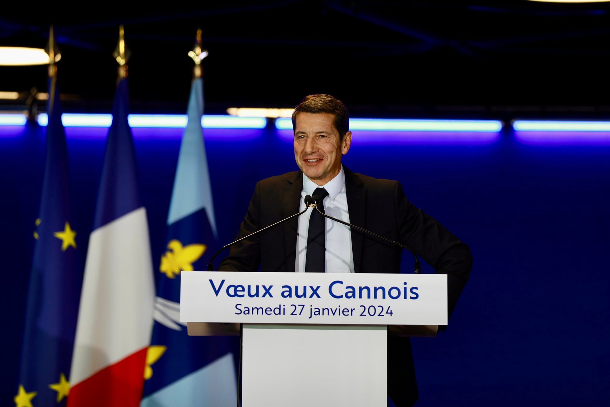 "Il n'y a pas de progrès sans prise de risque" : David Lisnard adresse ses vœux à des milliers de Cannois