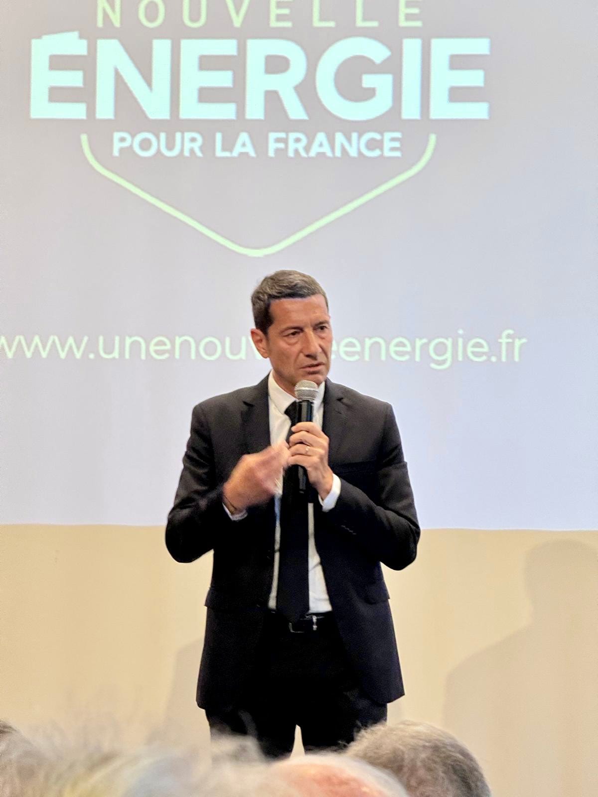 David Lisnard rassemble plus de 200 Nouvelles Énergies à Lons-le-Saunier