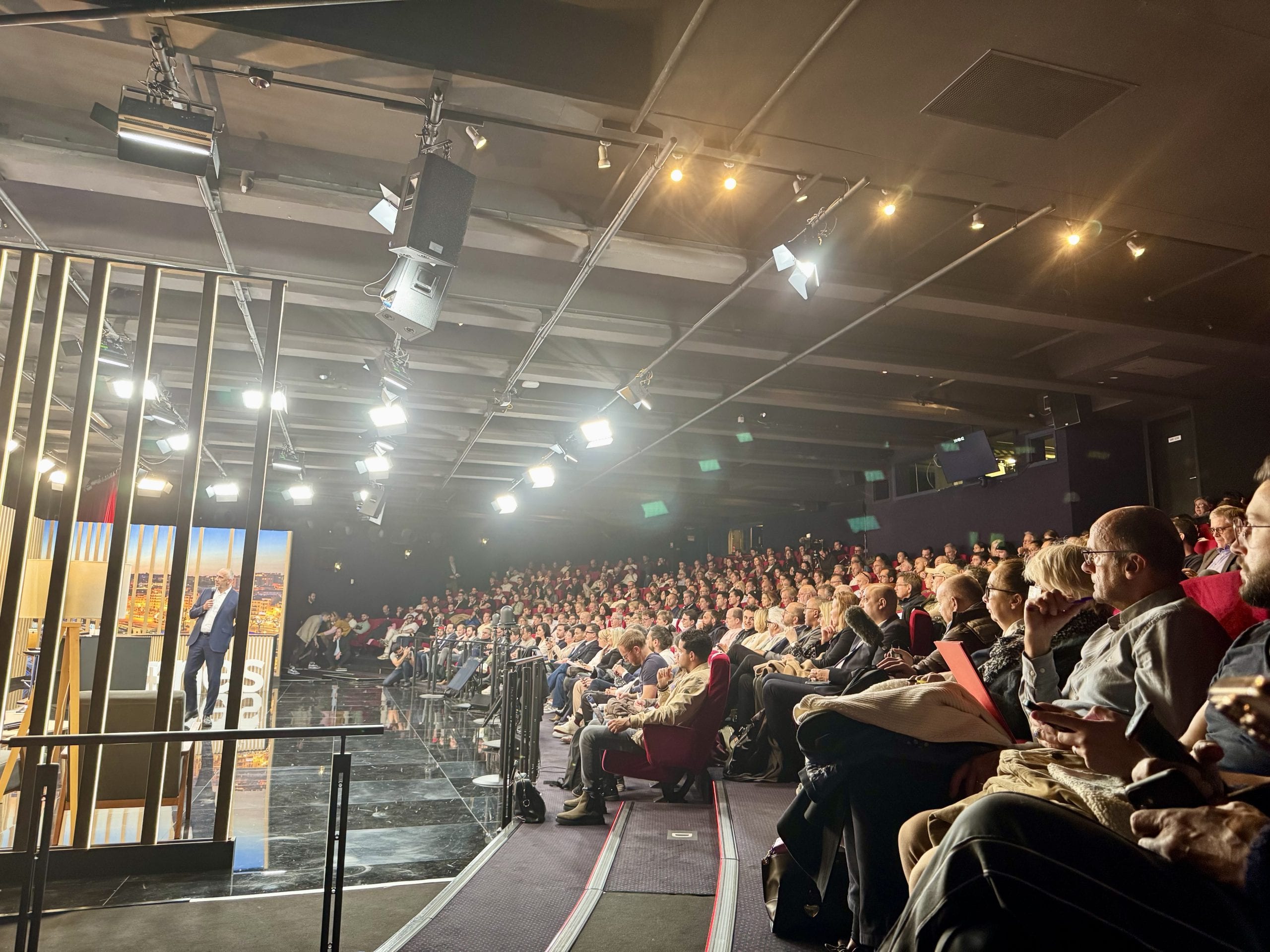 Cryptomonnaies : plus de 400 commerçants cannois participent à la formation organisée par la Mairie de Cannes