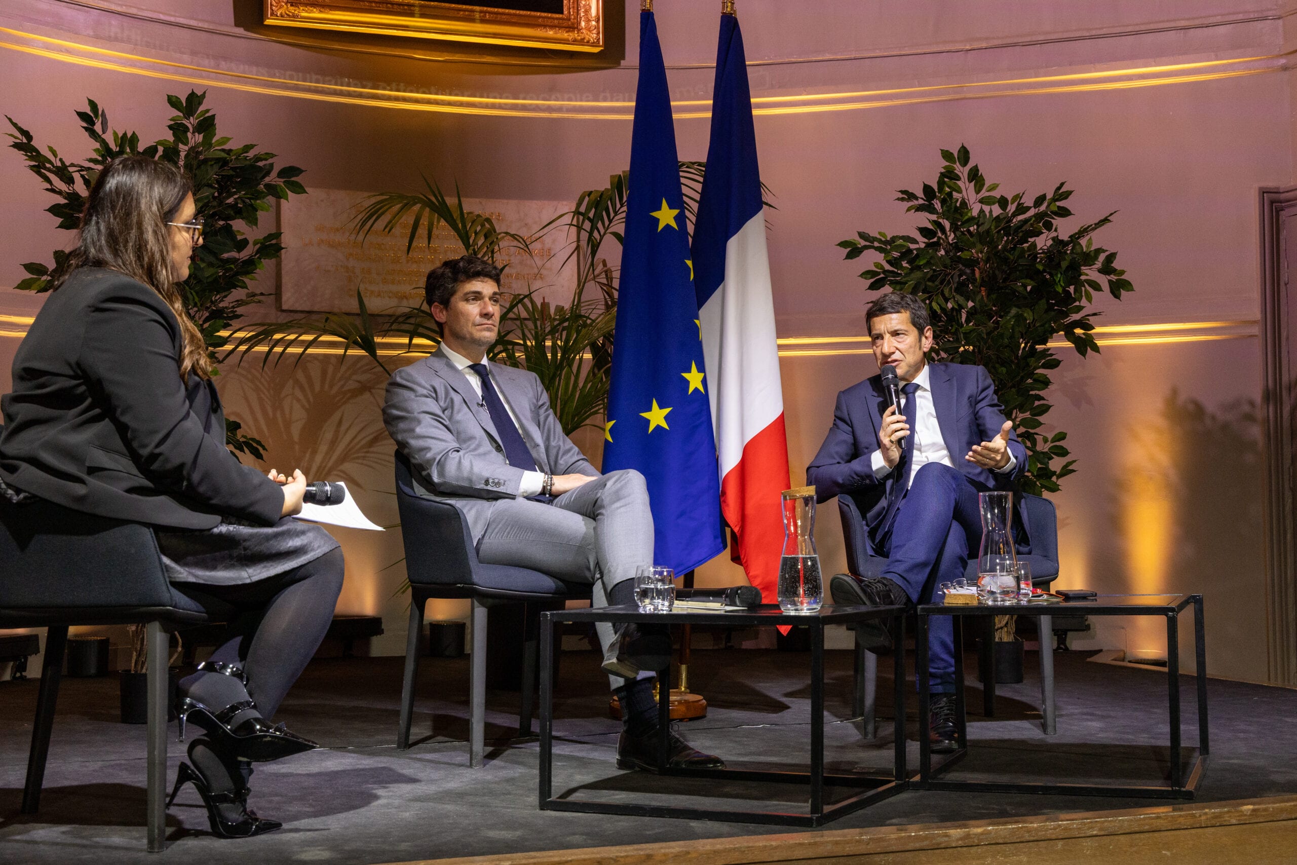 David Lisnard et Aurélien Pradié ont débattu sur le thème de la dignité à Paris