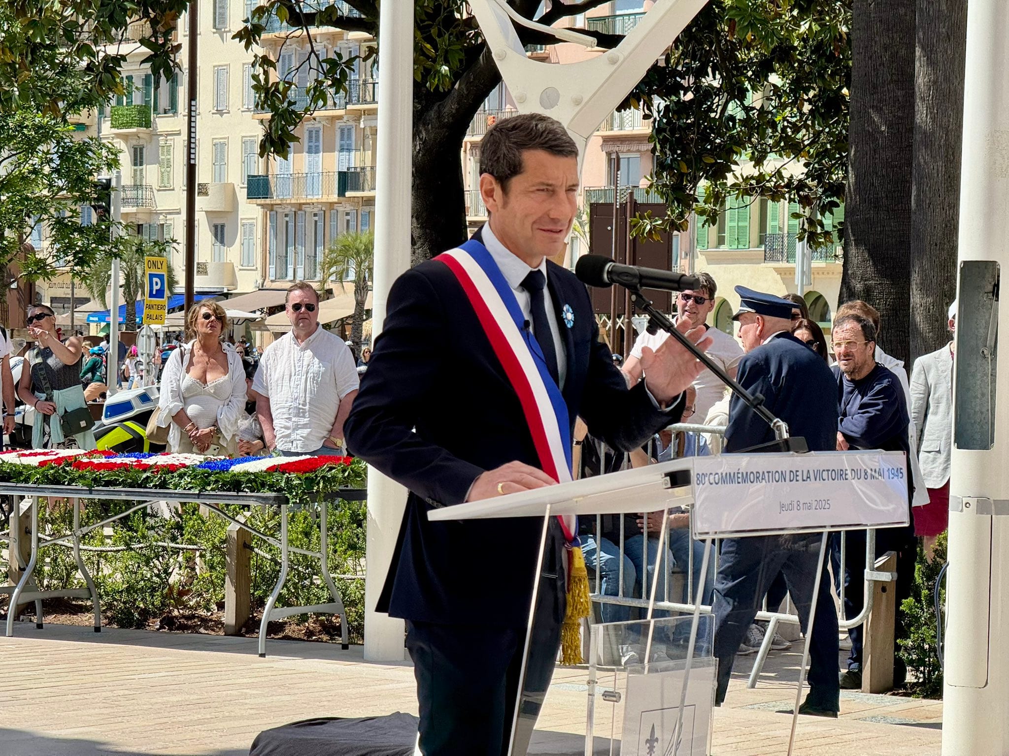 A Cannes, David Lisnard préside la 80ème commémoration de la Victoire du 8 mai 1945