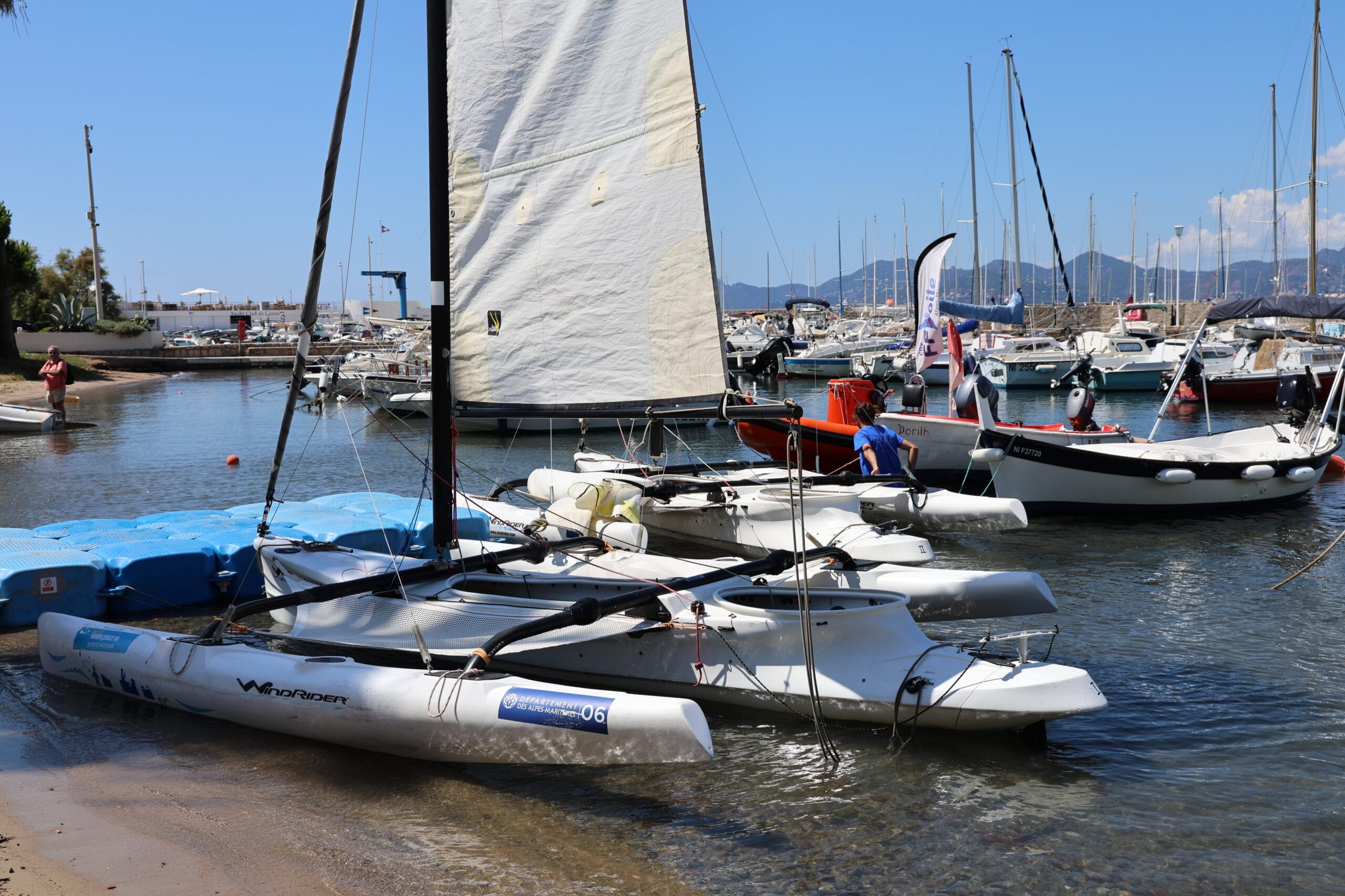 Handiplage : une nouvelle activité en mer pour les personnes en situation de handicap à Cannes