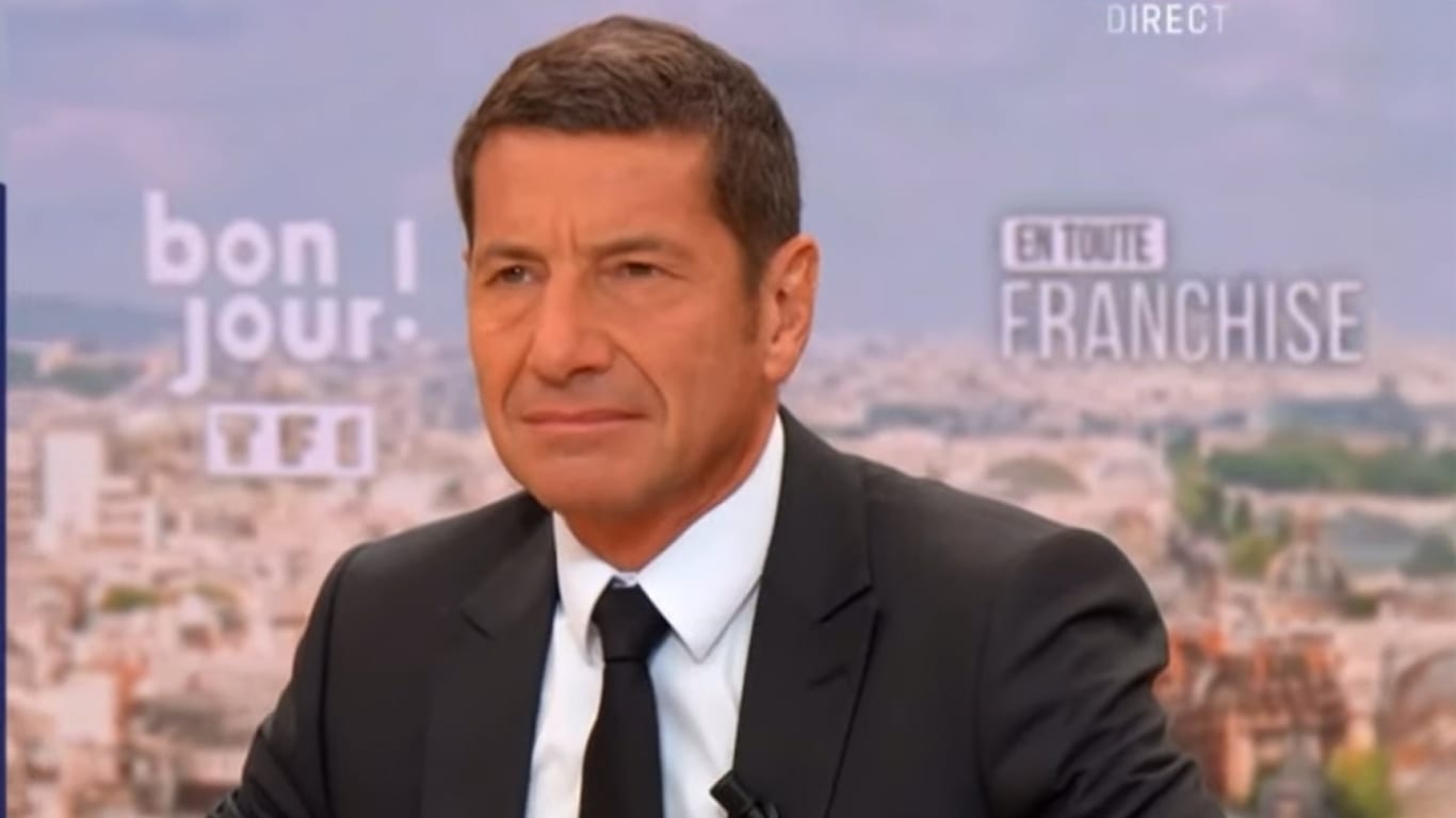 « La seule solution, c’est la démission d’Emmanuel Macron »
