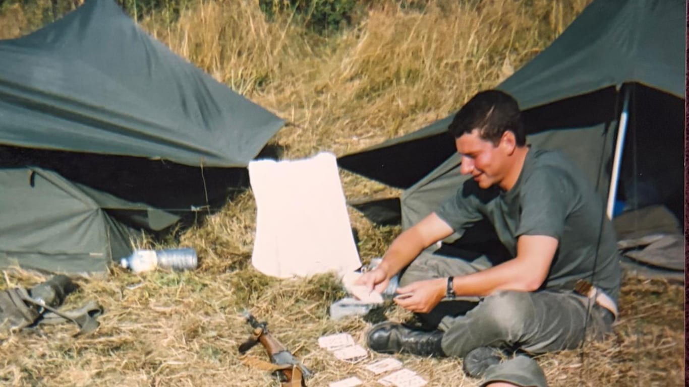 « Une expérience formatrice, qu’il ne faut pas idéaliser » : David Lisnard raconte son service militaire