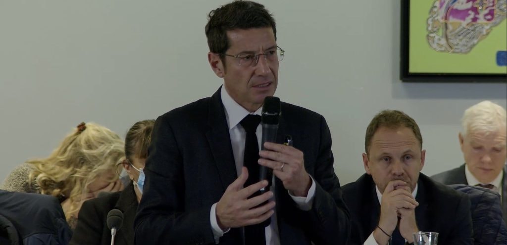 David Lisnard présente le budget solidifié de la Mairie de Cannes et des actions concrètes pour inscrire Cannes dans un avenir durable en séance du Conseil Municipal — illustration 1