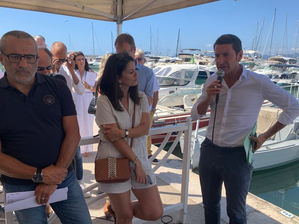 Protection de la Méditerranée : l'Agglo Cannes Lérins installe un 5ème filet de récupération des déchets à Cannes ! — illustration 1
