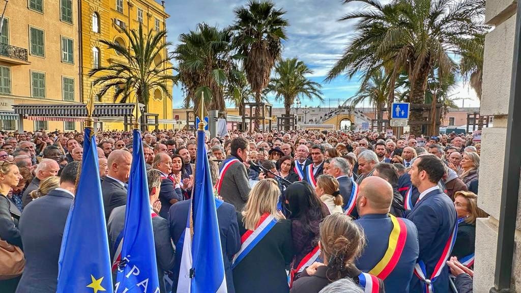 David Lisnard prononce un discours fort au rassemblement contre l'antisémitisme — illustration 1